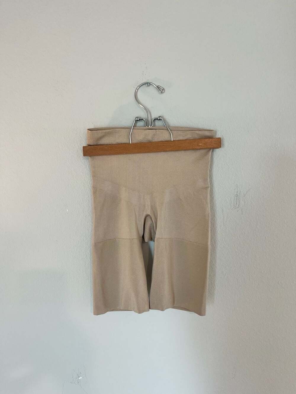 SPANX OnCore, High Waisted Mid Thigh Shaper Shorts, Tan, Small